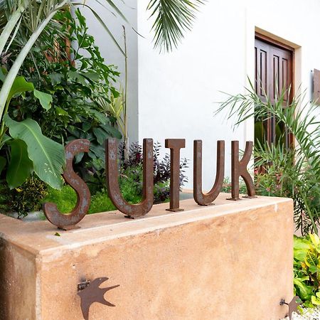 Hotel Sutuk Valladolid  Extérieur photo